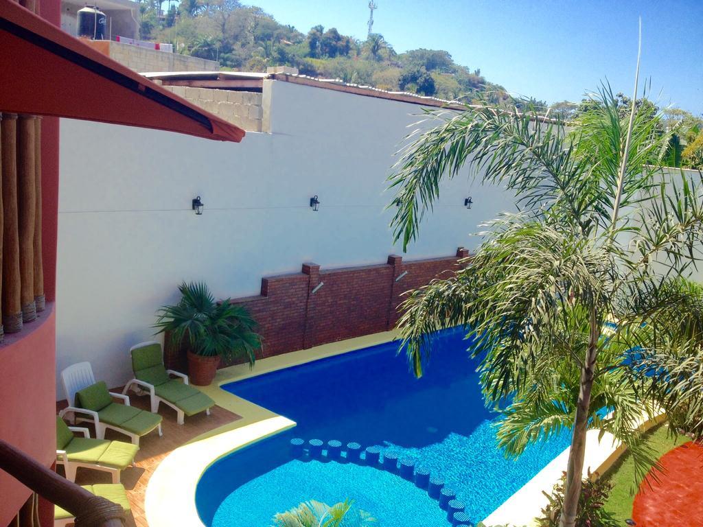Hotel Y Suites Los Encantos サユリタ エクステリア 写真